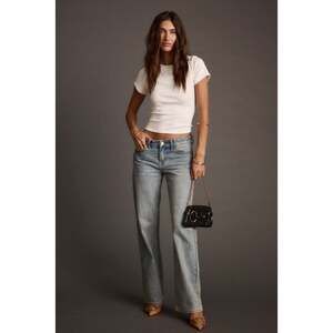 12th Tribe Cora Vintage Light Denim Low Rise Jeans Size 2626